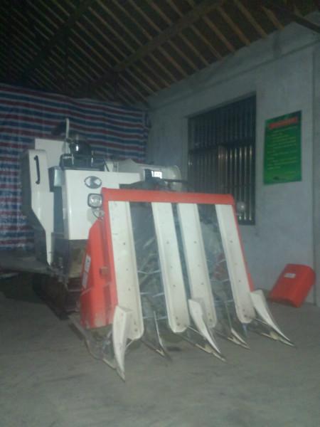 久保田588收割機批發(fā)圖片