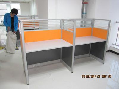 供應(yīng)一對(duì)一培訓(xùn)桌課桌椅屏風(fēng)工位