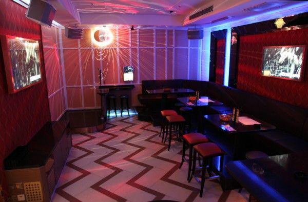 供應湖南KTV防爆液晶電視供應商萬國液晶電視廠家