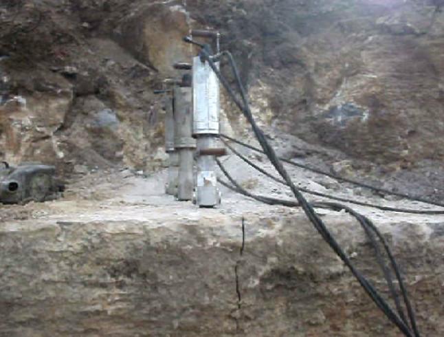 劈裂機(jī)批發(fā)供應(yīng)商