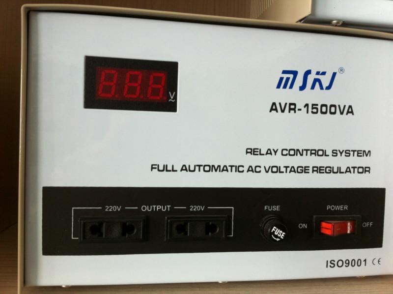 AVR-1500全自动交流家用稳压器图片