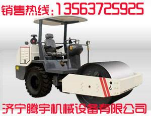 3噸半單鋼輪座駕壓路機(jī)輪胎壓路機(jī)圖片