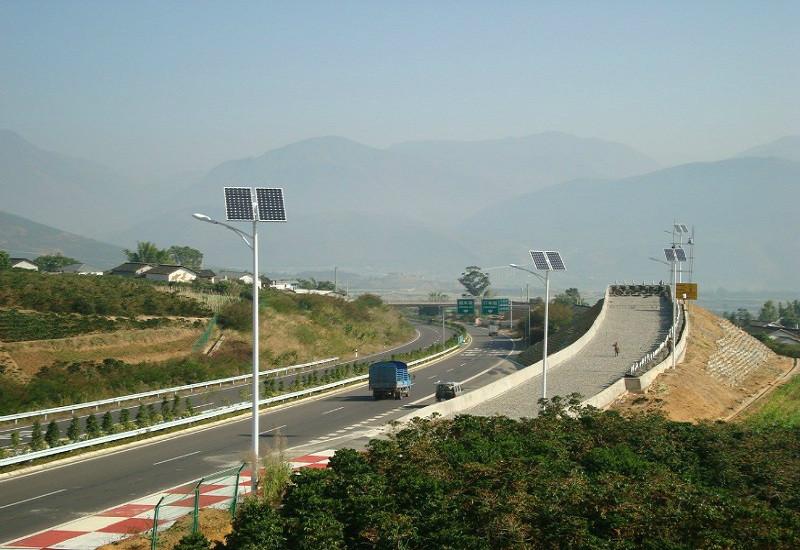 供應(yīng)四川太陽(yáng)能路燈廠家案例