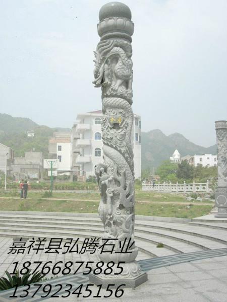 供應(yīng)石雕龍柱