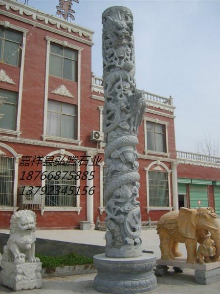 供應山東石雕龍柱