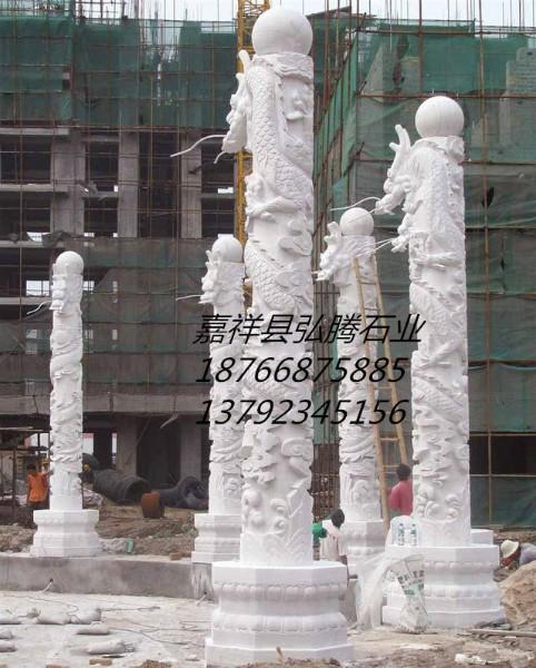 供應山東石雕龍柱
