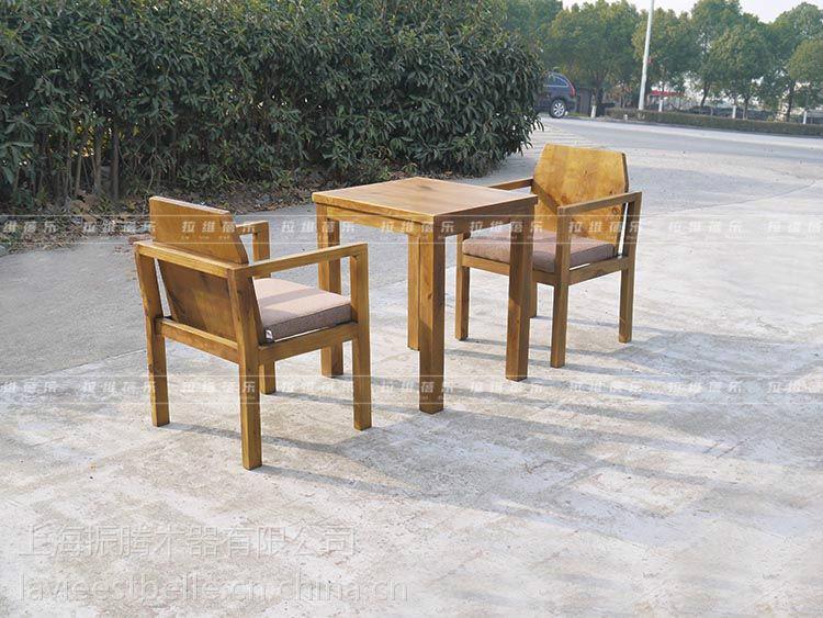 復(fù)古家具漫咖啡廳桌椅圖片