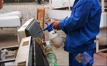 供應(yīng)大金空調(diào)售后維修安裝加氟移機(jī)