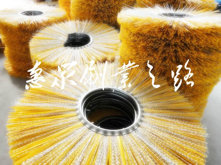 環(huán)衛(wèi)刷輥 環(huán)衛(wèi)掃路車刷 環(huán)衛(wèi)刷 掃路車滾刷廠家直銷 專業(yè)定制掃雪車毛刷片