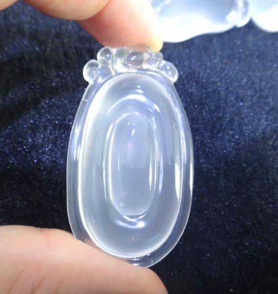供應(yīng)兔毛晶雕件天然乳白晶如意吊墜掛件