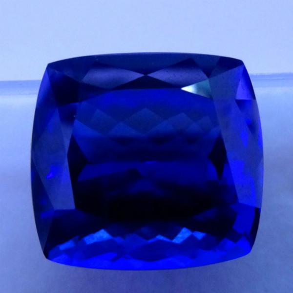 供應(yīng)濃艷藍紫色枕形坦桑石裸石戒面吊墜