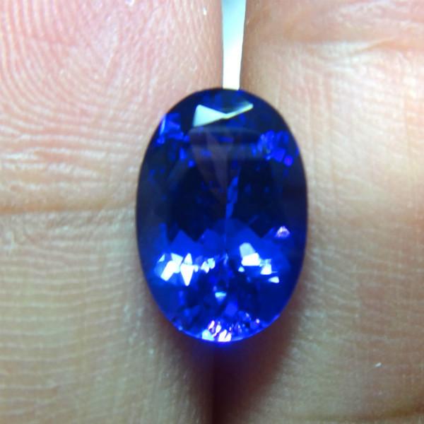 供應(yīng)美麗坦桑藍寶石絢彩珠寶坦桑石批發(fā)