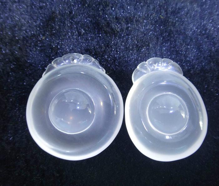 供應(yīng)天然乳白晶吊墜兔毛晶雕件掛件批發(fā)QQ2501326982