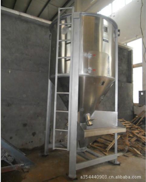 螺桿式大型立式拌料機(jī)圖片