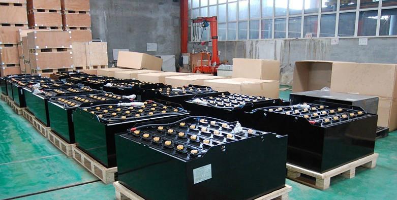 供應(yīng)快樂牌叉車蓄電池D-450