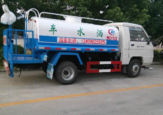 供應(yīng)灑水車價(jià)格灑水車廠家直銷