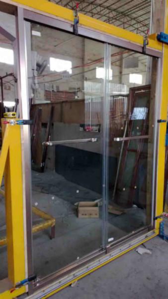 供應(yīng)廣東佛山衛(wèi)浴推拉門*價格