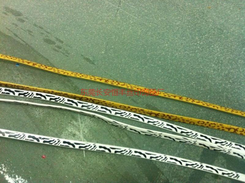 供應(yīng)東莞TPE耳機(jī)線絲印