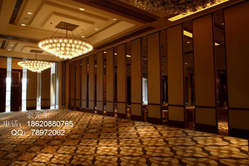 供應(yīng)折疊門