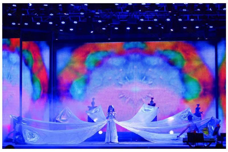 廣州旋轉(zhuǎn)升降舞臺圖片