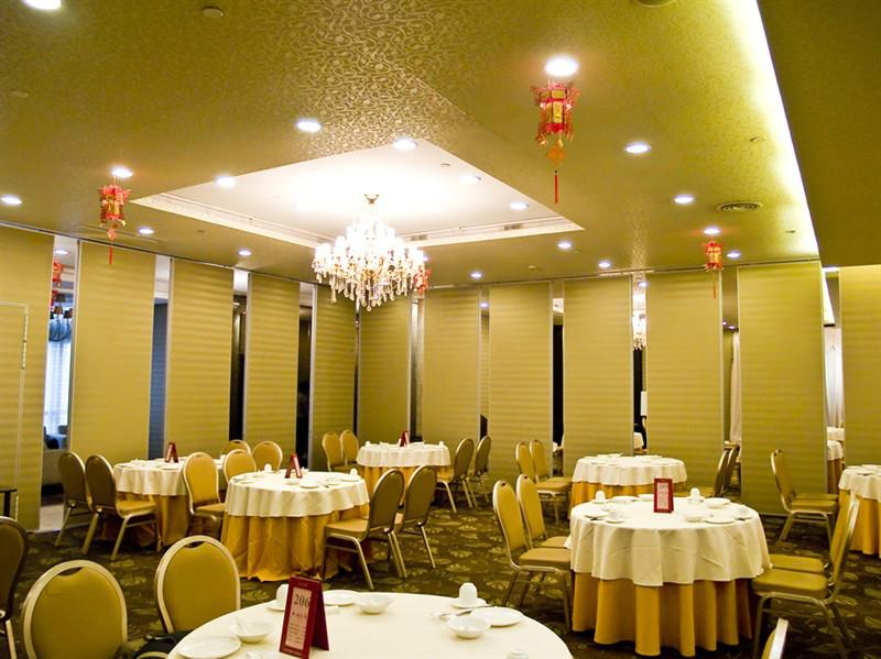 供應(yīng)北京酒店餐廳移動門隔斷墻隔間隔墻