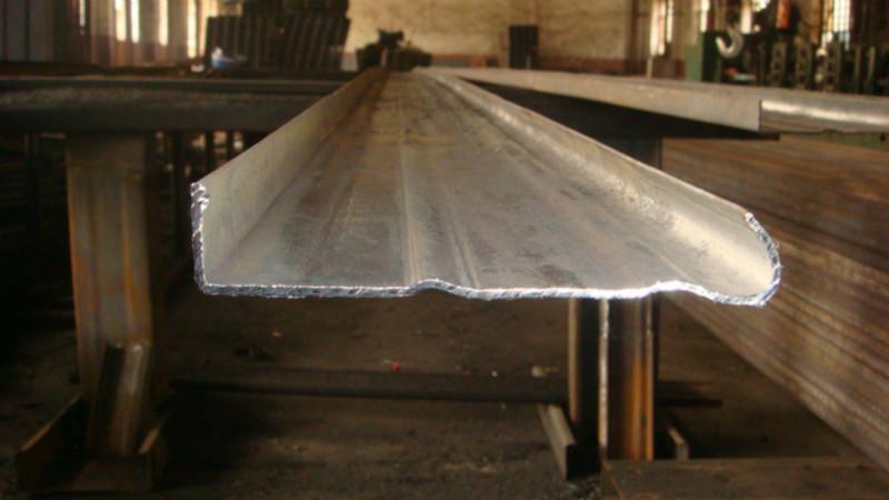 供應(yīng)天津梯邊報(bào)價(jià)