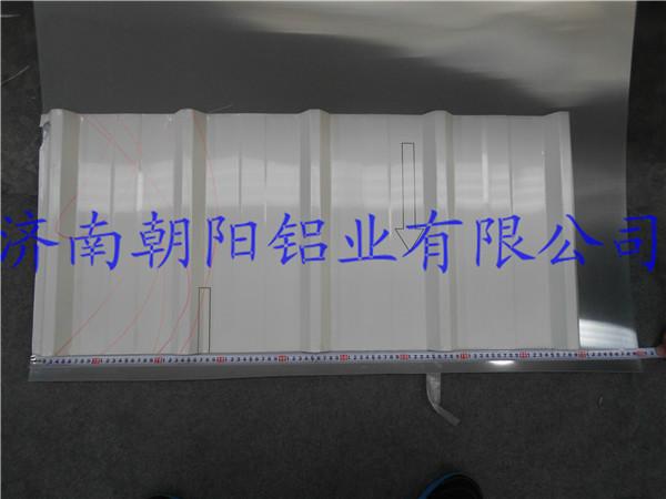 供應(yīng)0.8mm瓦楞鋁板現(xiàn)貨價(jià)格-瓦楞鋁板現(xiàn)貨價(jià)格