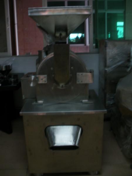 供應(yīng)直銷(xiāo)價(jià)格*粉碎機(jī)，*價(jià)9600元/臺(tái)