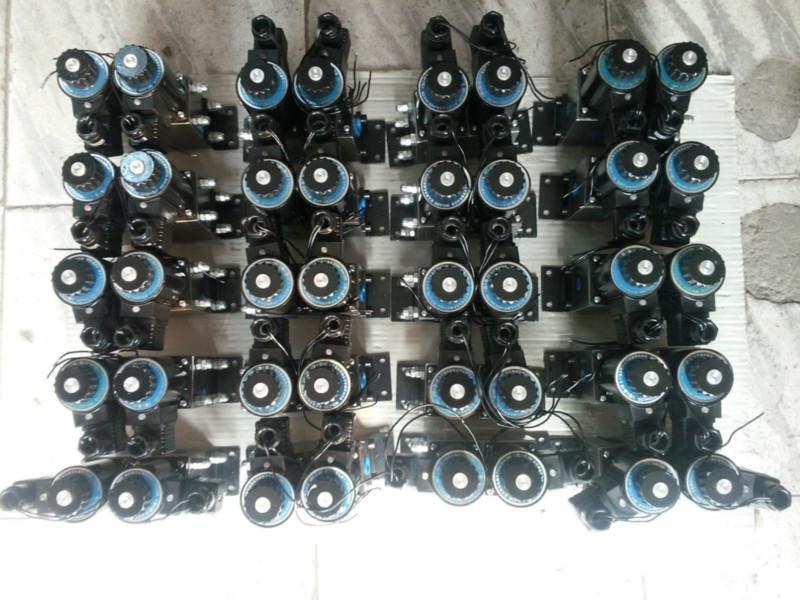 供應(yīng)電磁給油器