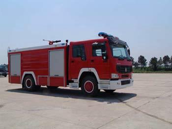 供應(yīng)重汽8-9方水罐消防車