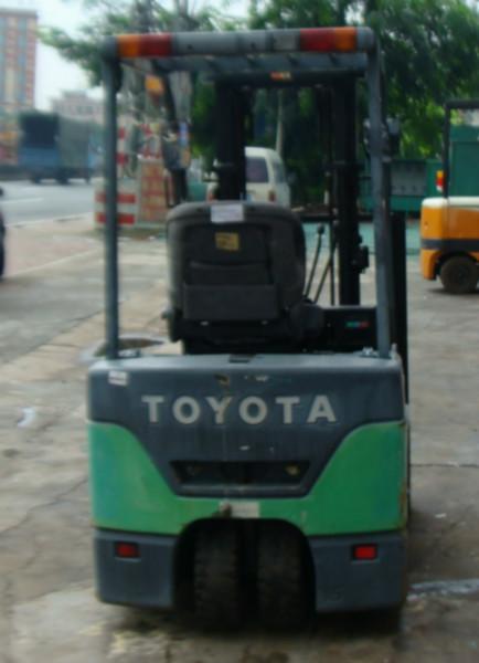 供應(yīng)7FBE豐田電動叉車