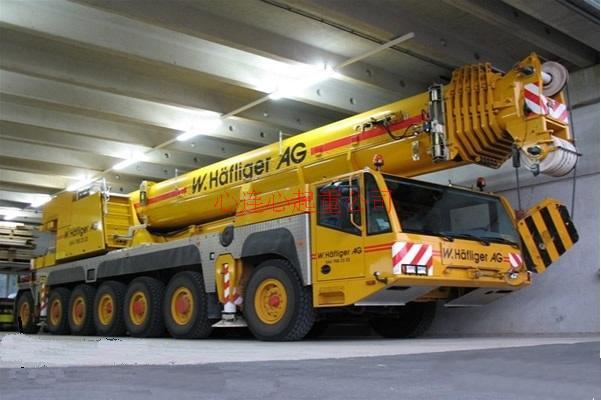 供應(yīng)嶗山區(qū)80噸吊車(chē)租賃電話及價(jià)格