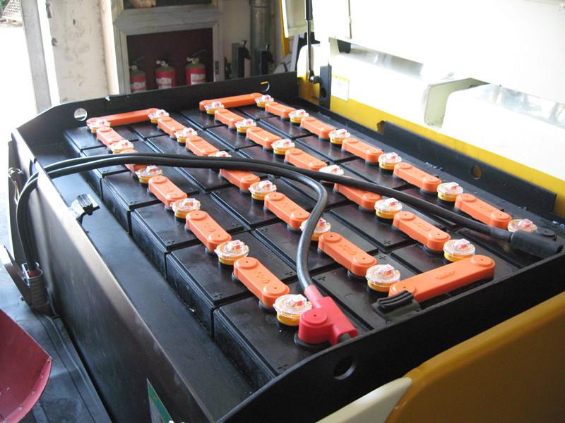 供應(yīng)合力叉車電瓶價(jià)格