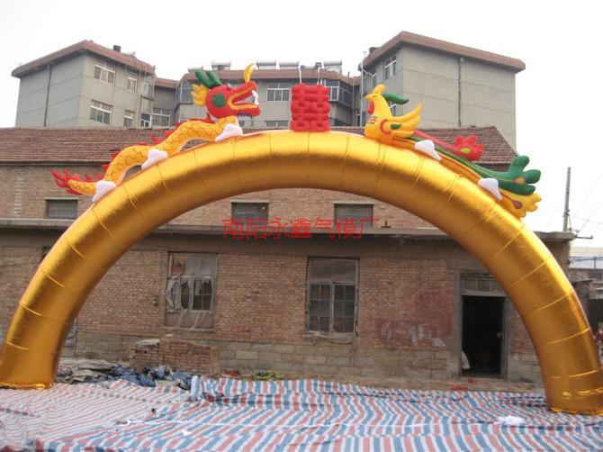 供應(yīng)十堰慶典氣模 龍鳳拱門(mén) 婚慶道具 泡泡機(jī) 香檳塔 燭臺(tái) 路引廠家