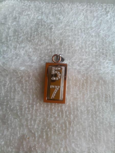 廣東數(shù)字吊墜，深圳數(shù)字能量吊墜生產(chǎn)，