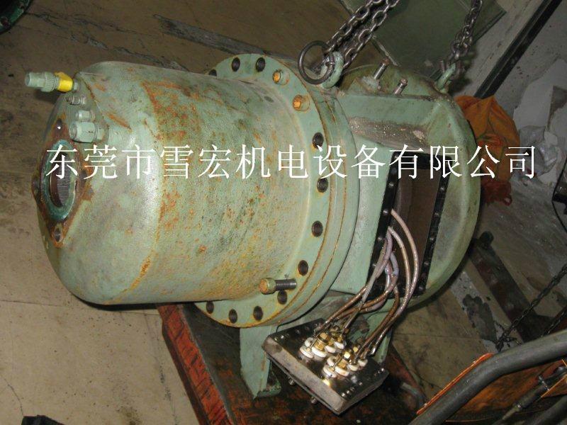 供應(yīng)東莞開利螺桿機(jī)維修/開利30HXC130A中央空調(diào)螺桿機(jī)維修