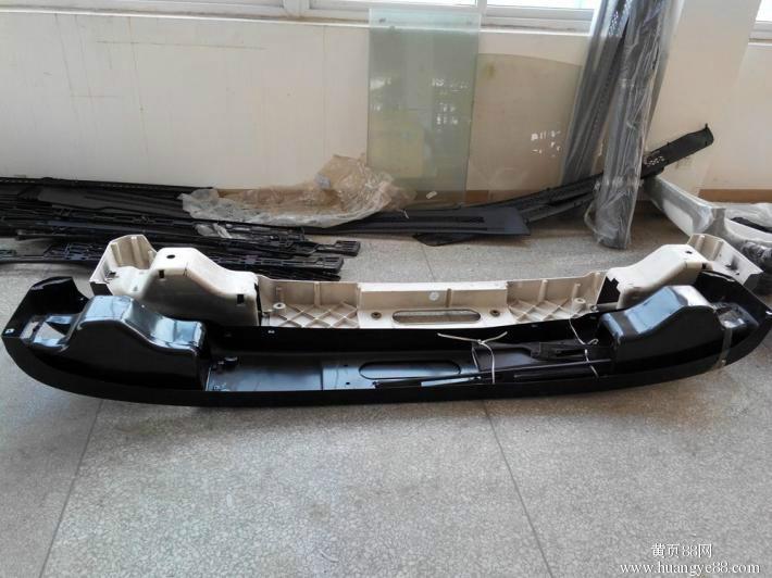 供應(yīng)DZ93259932159保險(xiǎn)杠鐵德龍F(tuán)3000 自卸車