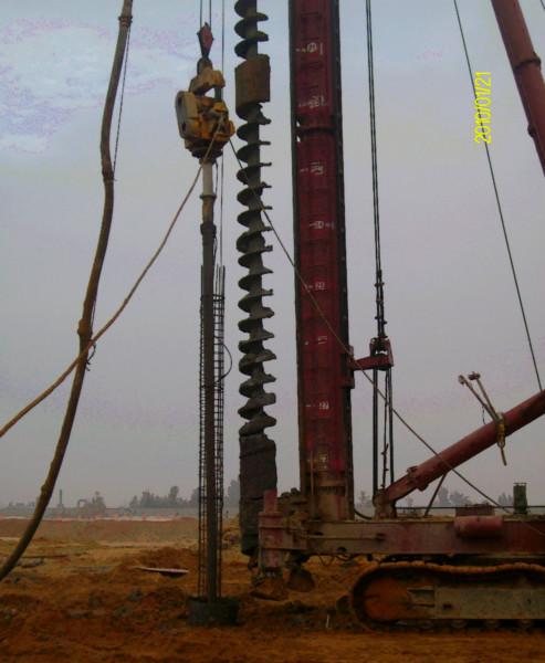 新鄉(xiāng)螺旋鉆桿，空心鉆桿，長(zhǎng)螺旋鉆頭鉆桿，cfg樁機(jī)鉆桿，打樁機(jī)鉆桿