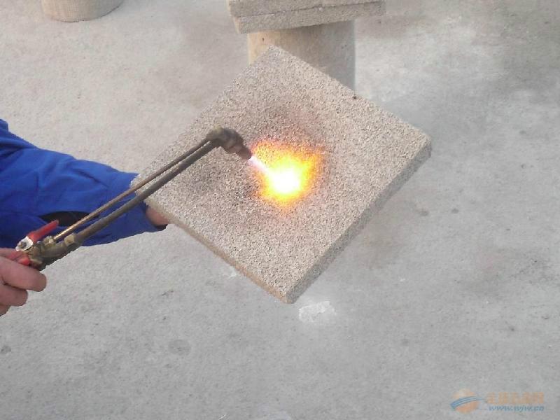 供應(yīng)上海發(fā)泡水泥保溫板水泥發(fā)泡板