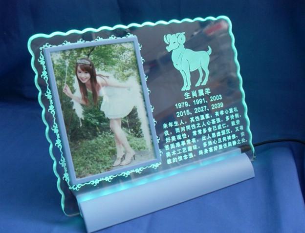 供應(yīng)香港荃灣亞加力相框｜訂做亞克力展示架｜有機(jī)玻璃相框價(jià)格