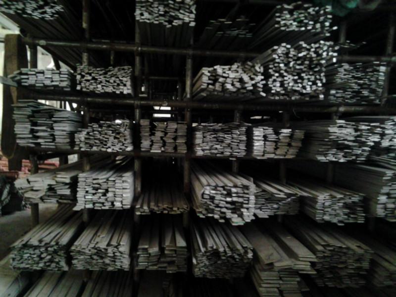 供應(yīng)不銹鋼扁鋼專賣