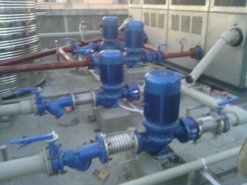 廣州荔灣區(qū)空氣能熱泵工程圖片