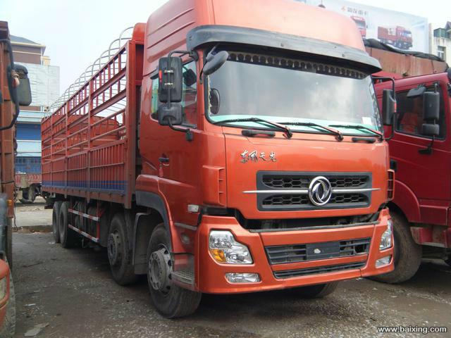 二手貨車東風(fēng)天龍前四后八315馬力圖片