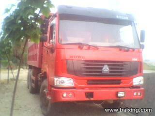 11年自卸車豪沃二手貨車低價轉(zhuǎn)讓圖片