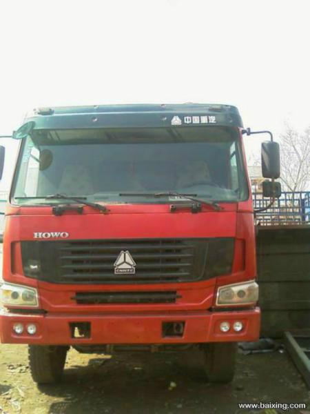 低價轉(zhuǎn)讓豪沃后八輪自卸車圖片
