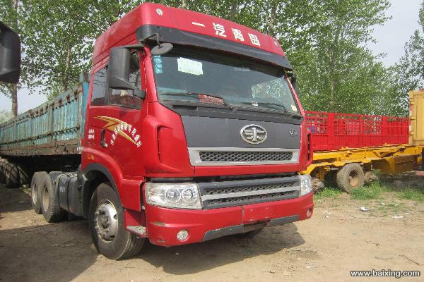 二手貨車一汽青島雙驅(qū)半掛轉(zhuǎn)讓圖片