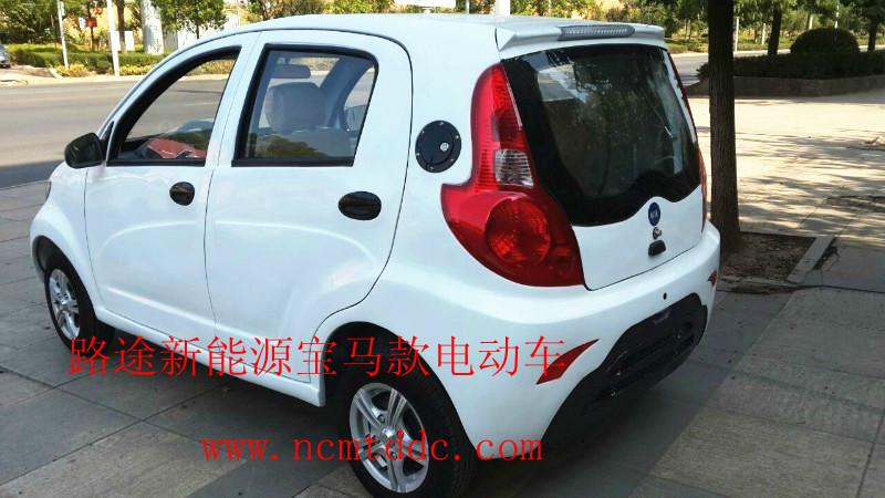 廣西路途寶馬休閑代步四輪車圖片