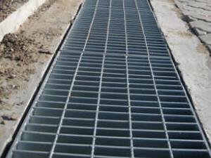 包頭污水井蓋板--復(fù)合鋼格柵溝蓋板