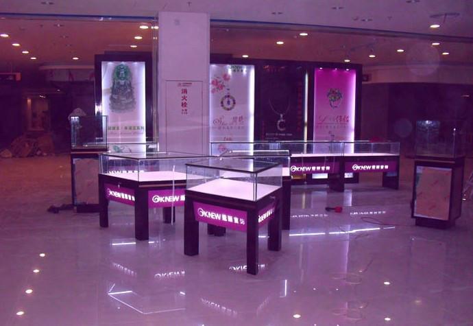 供應(yīng)青島烤漆展柜制作青島烤漆展柜