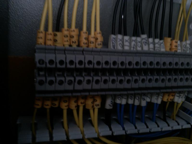 ALPHA變頻器在陶瓷行業(yè)球磨機(jī)節(jié)能改造中的應(yīng)用